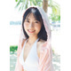 AKB48佐藤綺星「週プレ」表紙初登場 チューブトップビキニ姿披露