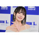 岡田紗佳、Bリーグ始球式で美脚際立つミニスカコーデ公開「可愛すぎて反則」「勝利の女神」と反響