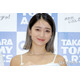 第1子妊娠中のみちょぱ、美脚際立つプールサイドショット公開「お腹ふっくらしてて尊い」「健康的な美ボディ」の声