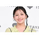渡邉美穂、美脚際立つショーパン姿 ゲスト出演のイベントで富田鈴花との2ショットも「まっすぐで綺麗な脚」「トータルコーデ可愛すぎ」