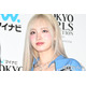 IVEリズ、キャミワンピで美脚＆腕スラリ 自然に囲まれたソロショットに「森の中の妖精みたい」「絵になるとはこのこと」と反響