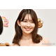 小嶋陽菜、膝上丈のノースリワンピで美脚スラリ「上品でゴージャス」「憧れの脚線美」と反響