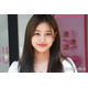 TWICEジヒョ、美脚全開のブラックコーデ披露「スタイル抜群で見惚れる」「圧倒的な脚の長さ」と反響
