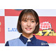 王林、美ボディ際立つミニ丈コーデに視線集中「スタイルの良さに圧倒される」「全身バランスが完璧」