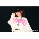 CANDY TUNE村川緋杏、福岡凱旋ランウェイ ショーパン×メンカラニーハイでポップな装い【TGC北九州2026】