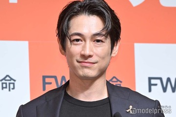 ディーン・フジオカ、金メッシュ入りの短髪にイメチェン「ワイルドで新鮮」「声出た」と反響続々 画像
