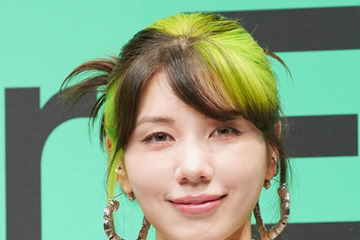 仲里依紗「超いい色」ドンキで購入！姉妹でお揃いのチーク 画像