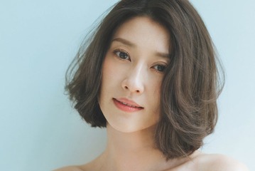 原幹恵、変形ビキニ姿で美ボディ開放 画像