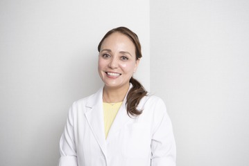 ホットフラッシュも冷えが原因だった⁉ おなかを触って冷たい人は要注意！更年期世代こそ「冷え」が深刻な理由【石原新菜先生が解説】 画像