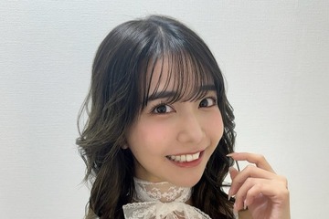 #2i2天羽希純、美ウエスト大胆披露に「くびれ綺麗」「セクシー」の声 画像