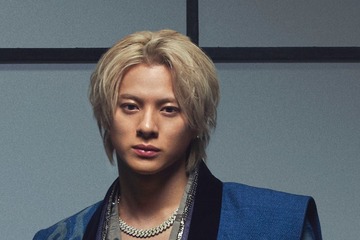 Number_i平野紫耀、上裸のベッドショット公開「ドキドキした」「かっこいい」と話題 画像