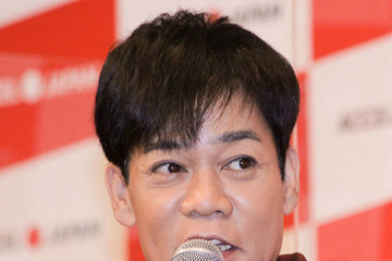 「ほっこり」名倉潤、娘の15歳バースデーを報告！親子SHOTに反響「素敵なご家族」 画像