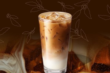 スタバ新作「ビター クリーム コーヒー」甘さの中にエスプレッソのほろ苦さ漂う絶妙な味わい 画像