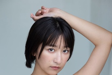 榎原依那・AKB48水島美結・沢美沙樹・瑚々らが登場 グラビア誌「GIRLS graph.」第10弾発売決定 画像