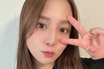 丸高愛実、夫・柿谷曜一朗との8年前結婚式ショット公開「お似合いすぎる」「変わらない」 画像