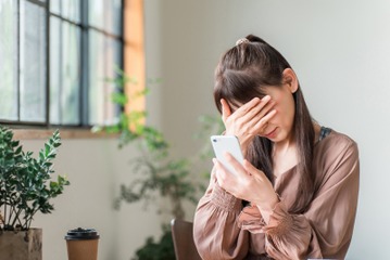 「入浴拒否の次は昼夜逆転か」認知症である義母の世話で増える支出、介護のシビアなお金問題。「その手があったか！」解決法とは 画像
