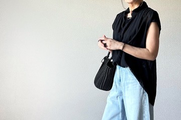 【ユニクロ】バズりデニムコーデ。ゆるシルエットのシンプル大人カジュアル【40代の毎日コーデ】 画像