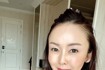 宮崎宣子、夫と顔寄せ2ショット公開「ラブラブ」「幸せすぎる」 画像
