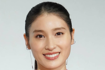 土屋太鳳、“親友”杉咲花は「めちゃくちゃ愛おしい」魅力的なギャップを明かす 画像
