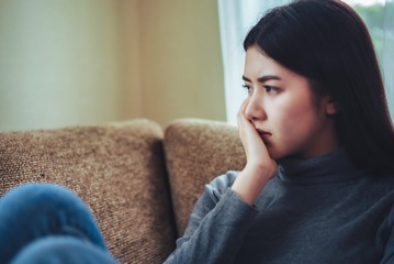 「男を産まなかったお前が悪い」娘を傷つけ、妻を支配するモラハラ夫。経済的DVの裏にある“家族を支配する心理”とは 画像