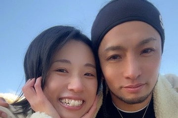 「あいの里」隼平＆おかよカップル、お揃いコーデ2ショット公開「仲良しで素敵」「幸せそう」の声 画像