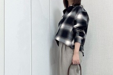 えっ！40代でも「チェックシャツ」をオシャレに着れるの？【GU】人気アイテムの大人流の着崩し方【40代の毎日コーデ】 画像