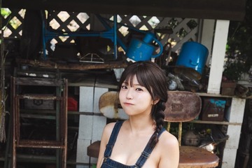“アソビシステム次世代アイドル”Toi Toi Toi・さくらもも、オーバーオールから色白美ボディのぞく 画像
