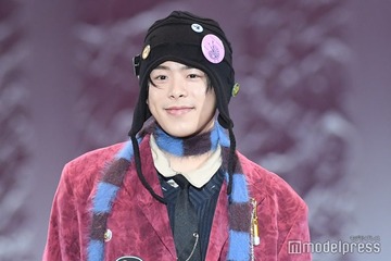 こーくん、ランウェイでギャップ見せ 個性溢れるカジュアルウィンタースタイル【サツコレ2025A/W】 画像