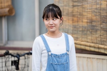 「兄を持ち運べるサイズに」オーディションで抜擢・ニコラモデル青山姫乃って？母役・満島ひかりと初共演シーン撮影直前にハグ「声をかけてくださって」【注目の人物】 画像