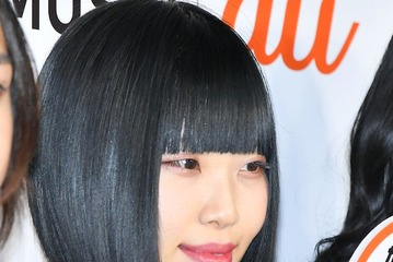 ヤバTありぼぼ、産後2ヶ月での復帰報告 0歳長女抱えたショット公開「守るべき存在がいるのでもちろん無理はしません」 画像