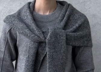 大人のグレーワントーンスタイル。異素材アイテムミックスが決めて【40代の毎日コーデ】 画像