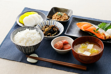 1年で4太った編集者が「腹筋なしでウエスト－12」できた理由は、「世の中で痩せると言われている」ことをやめたから。実はダイエットに逆効果だったこととは？ 画像