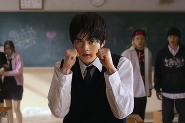 鈴鹿央士、“スクールカースト最底辺”高校生役で主演決定 韓国人気漫画「喧嘩独学」Netflixで初の実写化 画像