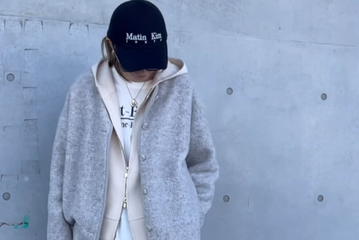 上下ユニクロで冬の白を攻略。軽やかなリラックスカジュアル【40代の毎日コーデ】 画像