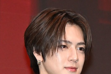 INI佐野雄大、ゲスト審査員として登場 “顔”にまさかのハプニング「可愛い」の声受ける【タテ読みマンガアワード】 画像