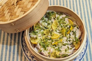 更年期世代の春の身体が「ゆらぎやすい」理由は？中医学には「引き締める」食材があって 画像