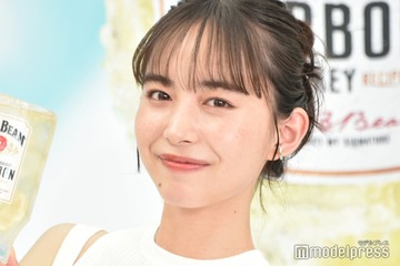 井桁弘恵、ショート丈トップスから美ウエストチラリ「ラインが綺麗すぎる」「神スタイル」と反響 画像