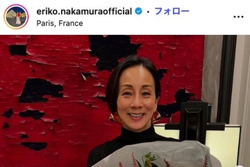 中村江里子アナ、25年愛用のワンショルブラウス＆ショーパン全身コーデ披露「大人の魅力」「脚の長さに驚愕」と絶賛の声 画像