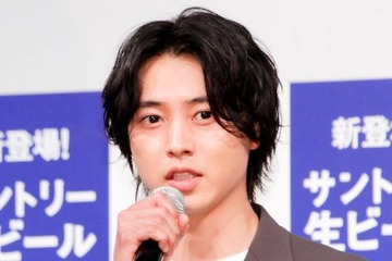 山崎賢人、映画『ゴールデンカムイ』撮影現場で取り合いになったものとは？「映像にね、残したいじゃないですか」 画像