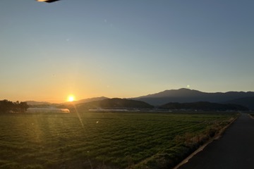 故郷の危機に立ち上がった46歳女性。子どもたちの笑顔を取り戻すためにやったこと 画像