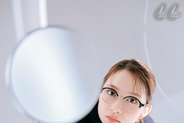 畑芽育、コナン風コーデで「CanCam」登場 超特急カイら人気芸能人が“コナン愛”語る 画像