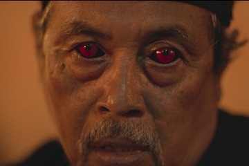 縄を引く老婆と赤い目の老人…恐怖の様相捉える『サトウキビは知っている』本編映像 画像