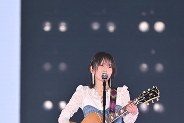 山本彩「365日の紙飛行機」弾き語りで会場魅了 NMB48時代以来10年ぶり「関コレ」出演に喜び【関コレ2026S/S】 画像
