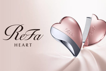 ReFa、コームとカッサの機能を兼ね備えた「リファハートコーム カッサ」発売 画像