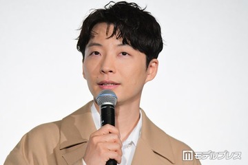 星野源、印象ガラリなヒゲショット公開「ワイルドでかっこいい」「一瞬誰かと」と話題 画像