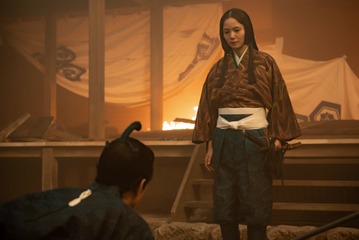 なぜ、市（宮崎あおい）は悲しき決断を下したのか。侍と周囲の人々が抱いたであろう「別の世に生まれていれば……」という葛藤と侍の流儀【NHK大河『豊臣兄弟！』17話】 画像