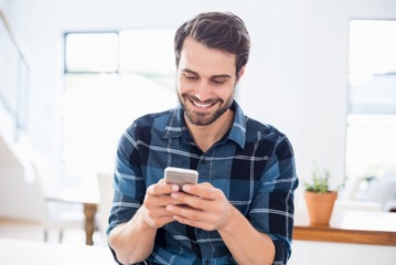 こんな男はブロックでOK！  LINEで見抜く「女性を大事にしない男性」の特徴とは 画像