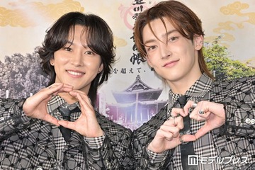 ROIROM、5年の付き合いで先輩後輩関係からデュオへ・2人での活動に自信 お互いの尊敬できるところは「顔面の強さ」「色気」 画像
