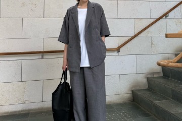 シックなトーンで上品に魅せる。人気インフルエンサーに学ぶハンサムモノトーンな初夏コーデ 画像