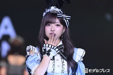MINAMI、美脚輝くミニ丈ドレス×うさ耳でガーリーな魅力「不思議の国のアリスみたい」「美しすぎて二度見」と絶賛の声【オキコレ2026】 画像